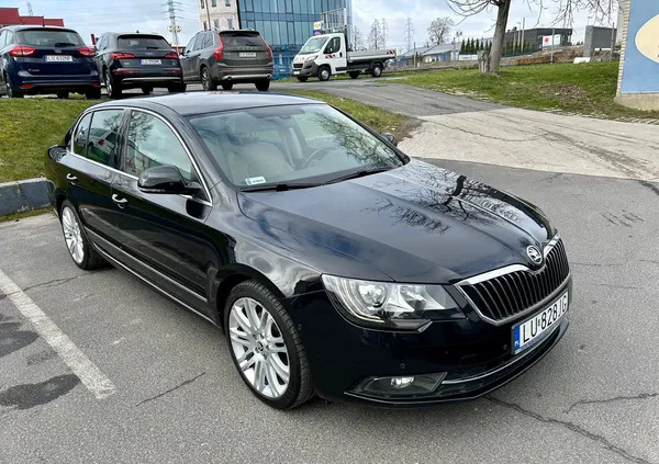 Skoda Superb cena 53900 przebieg: 212000, rok produkcji 2014 z Lublin małe 137